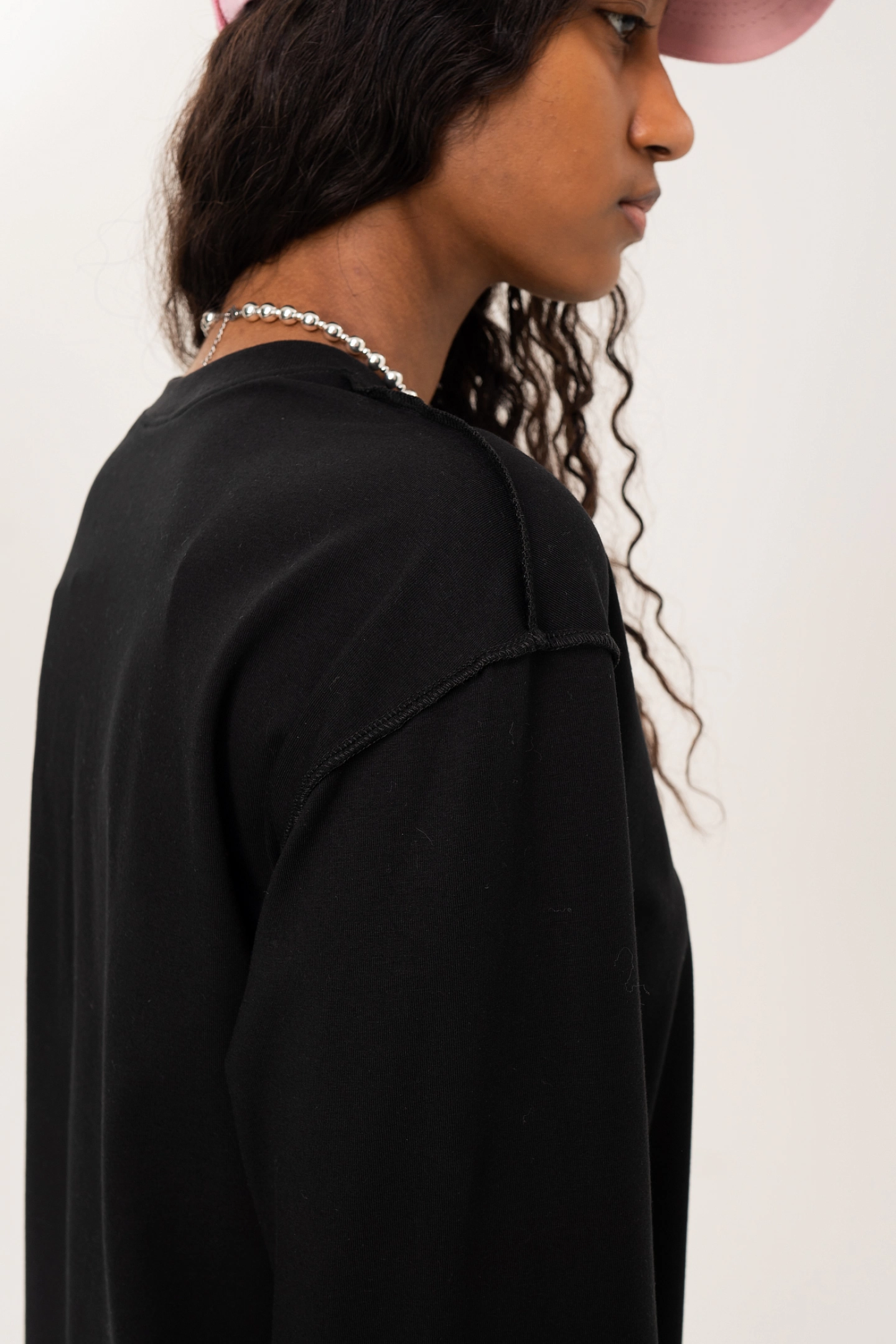 Лонгслив свободного кроя