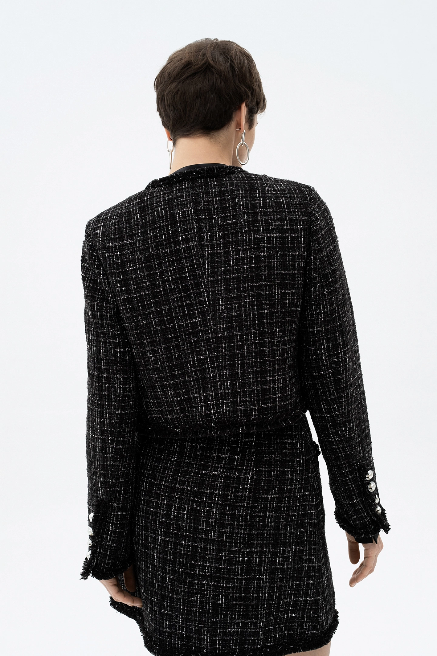 Жакет из твида короткий и юбка-мини