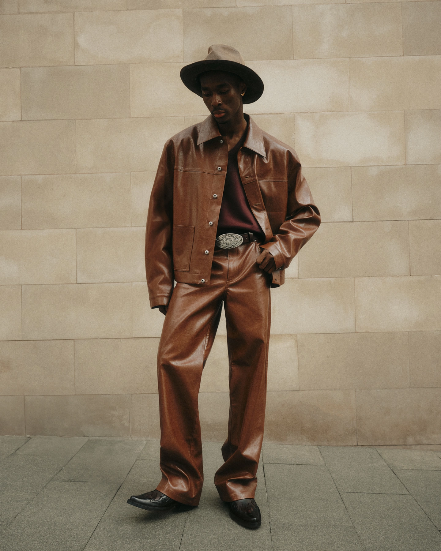 Брюки мужские из эко-кожи