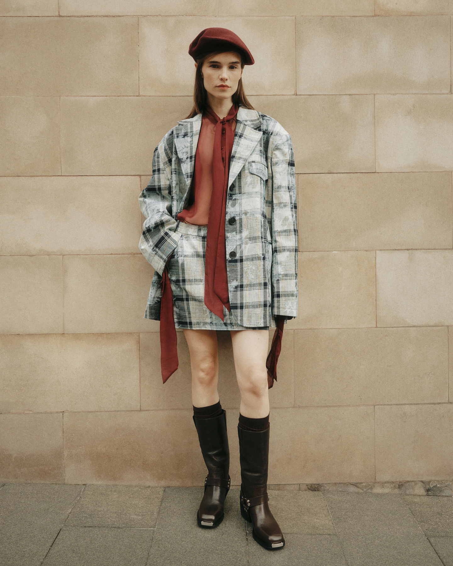 Жакет оверсайз и юбка мини в клетку